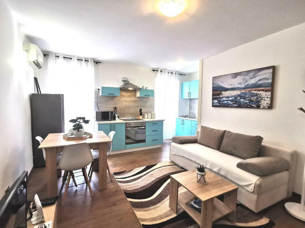 A Charming One-Bedroom Apartment In The Heart Of 'Rovinj' Εξωτερικό φωτογραφία