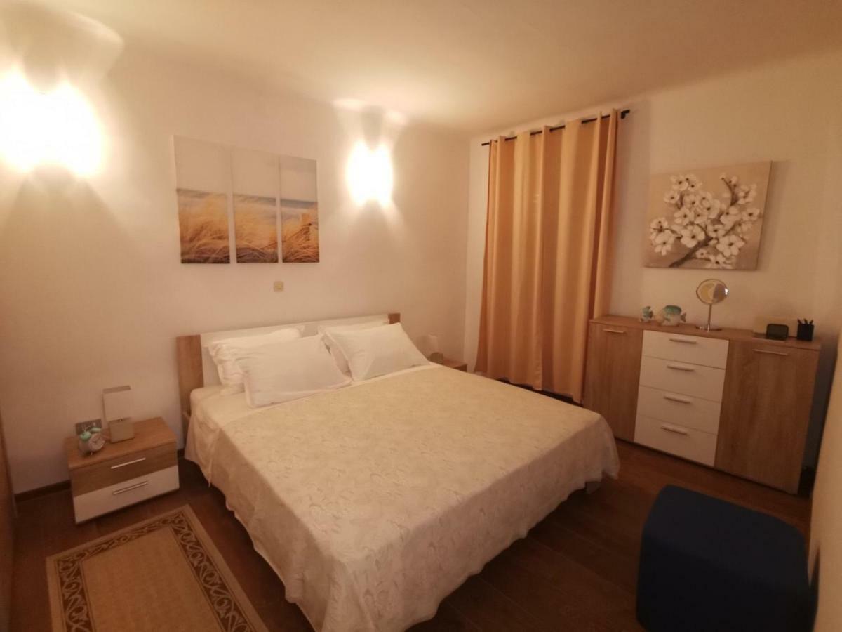 A Charming One-Bedroom Apartment In The Heart Of 'Rovinj' Εξωτερικό φωτογραφία