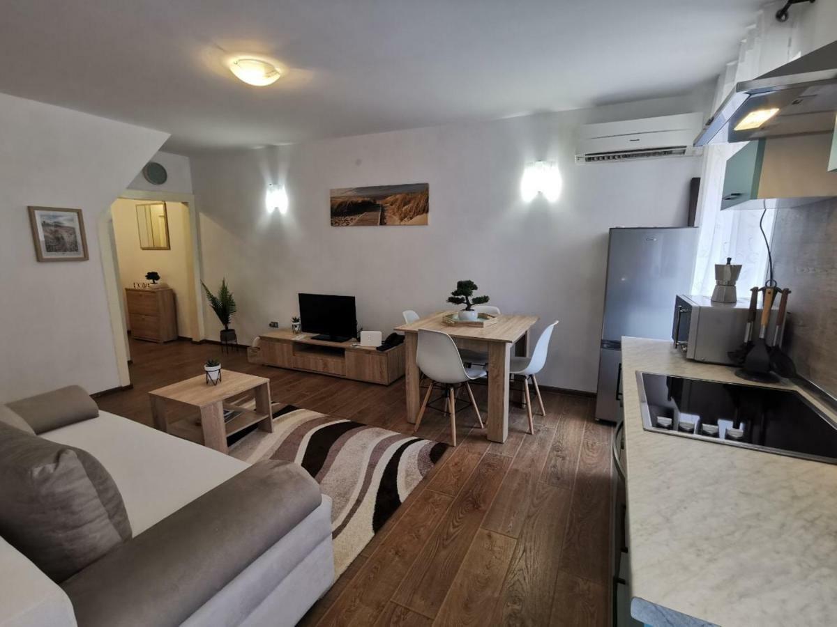 A Charming One-Bedroom Apartment In The Heart Of 'Rovinj' Εξωτερικό φωτογραφία