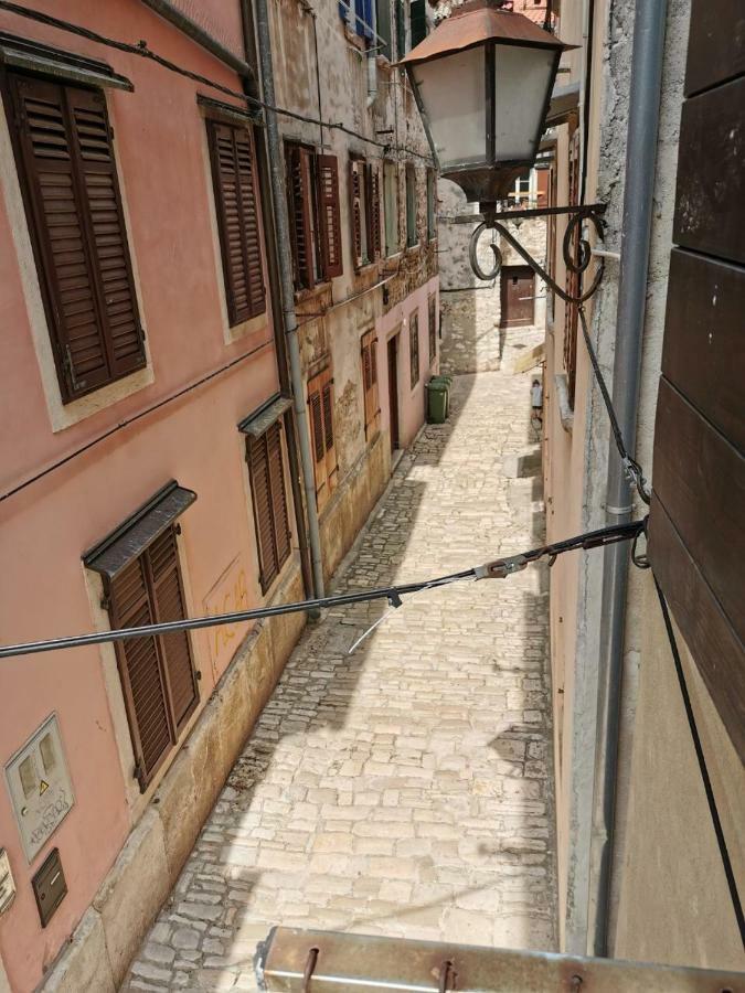 A Charming One-Bedroom Apartment In The Heart Of 'Rovinj' Εξωτερικό φωτογραφία