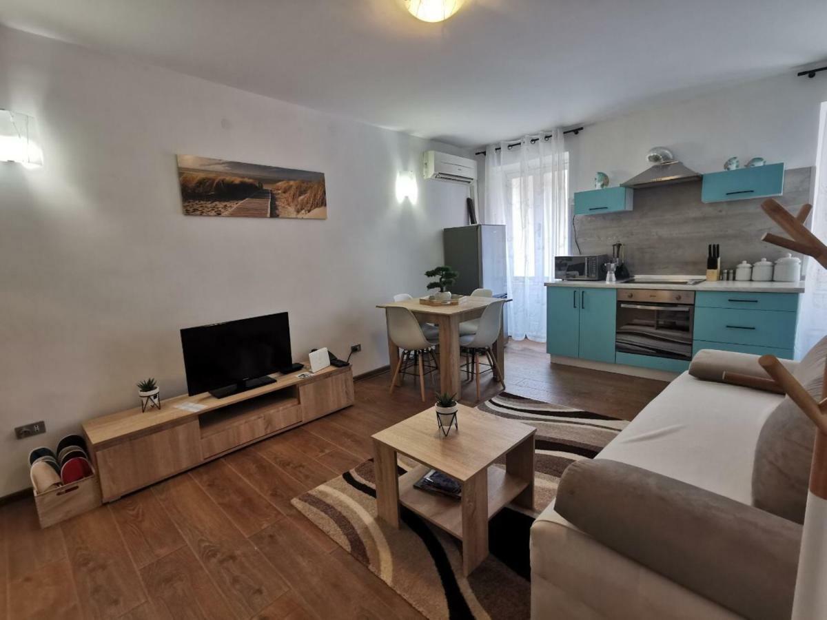 A Charming One-Bedroom Apartment In The Heart Of 'Rovinj' Εξωτερικό φωτογραφία